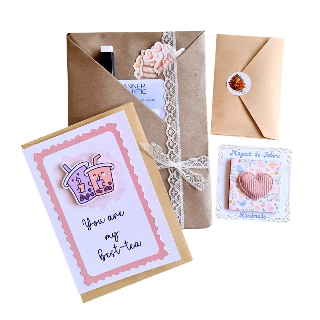 Set cadou handmade ambalat în cutie, roz pastel, ideal pentru cea mai bună prietenă, cu planner magnetic și semn de carte