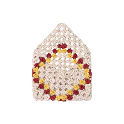 Husă de carte croșetată cu model romb, crem, galben și roșu burgund, unicat și handmade, ideală ca cadou original pentru cititori și colecționari de semne și accesorii de lectură în România.