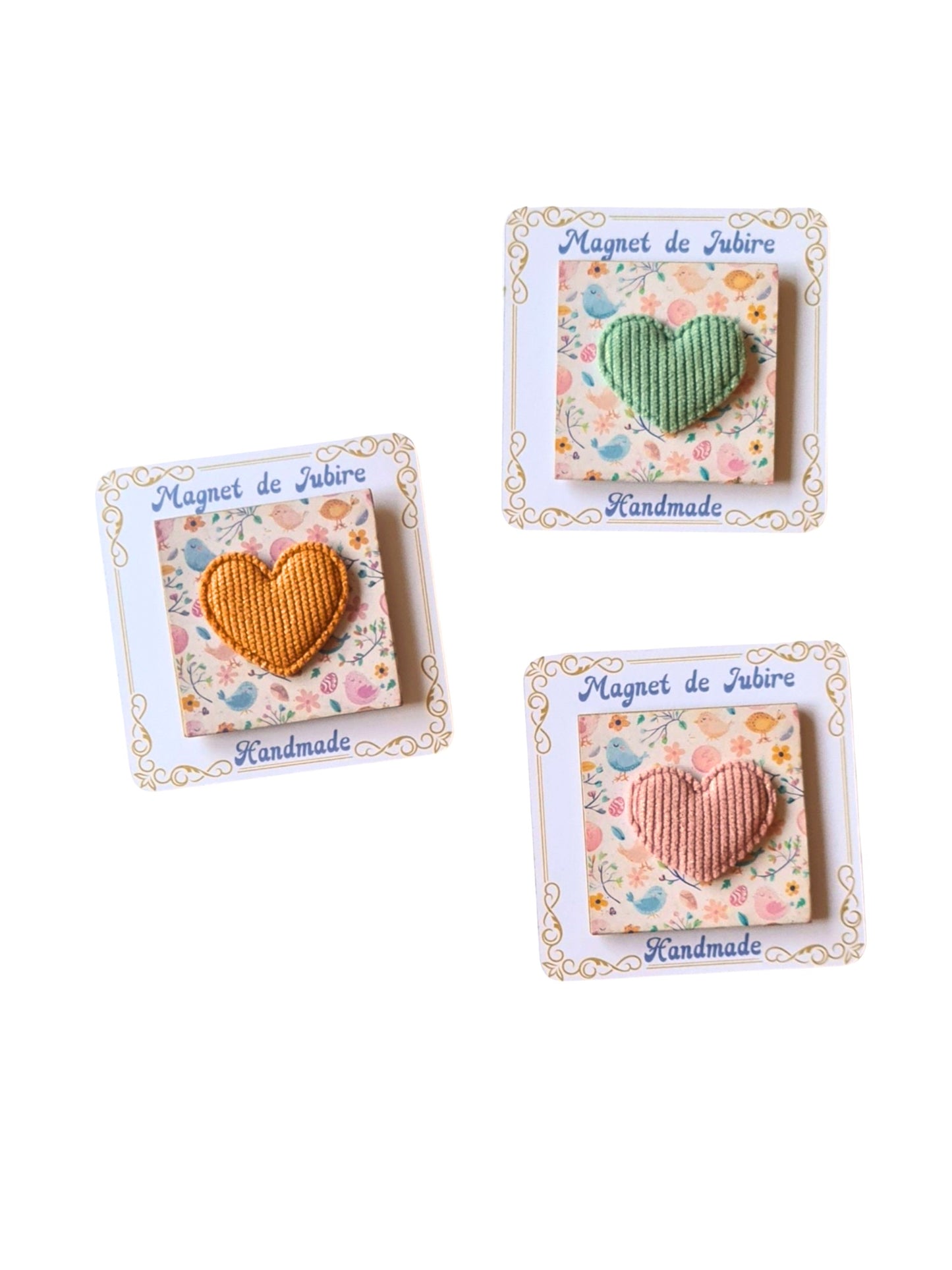 magneti din lemn handmade cu inimioare colorate roz, verde si portocaliu