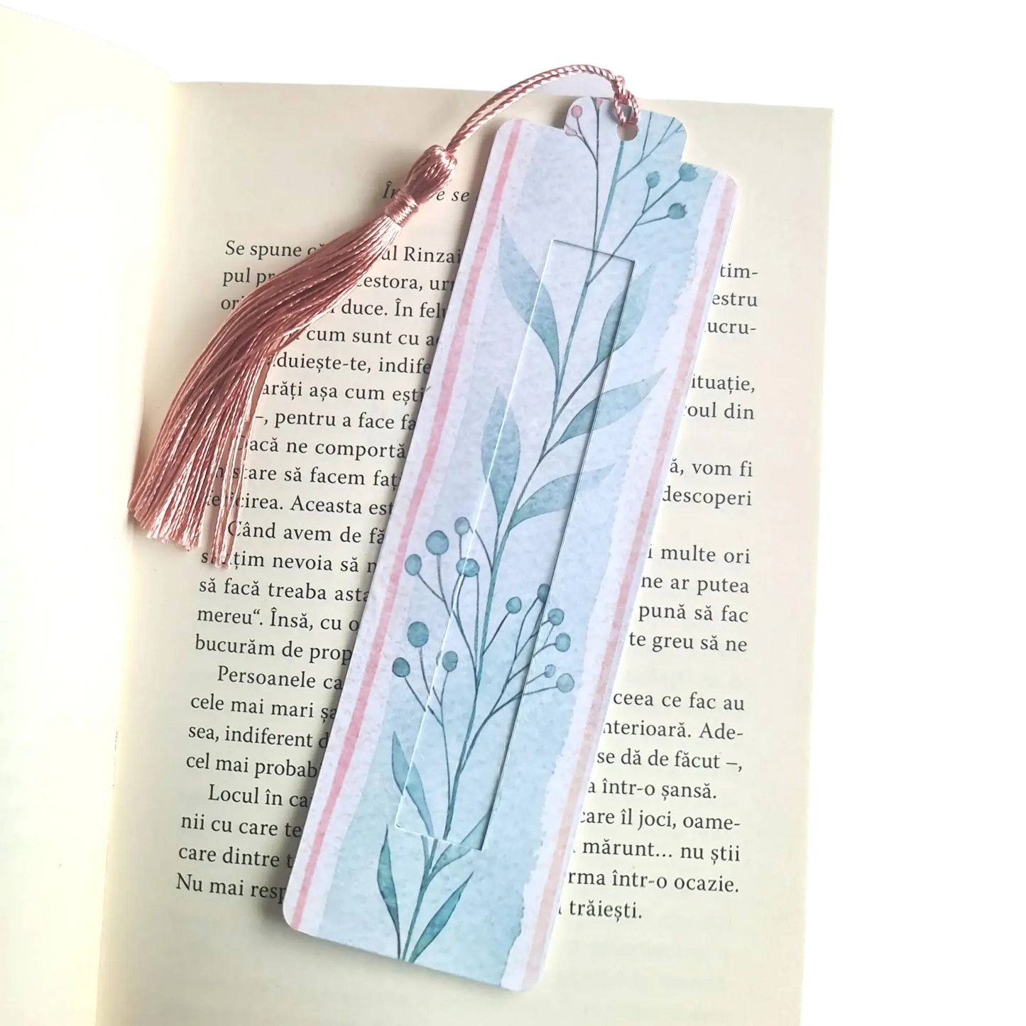 semn de carte elegant bleu cu design floral si text personalizat