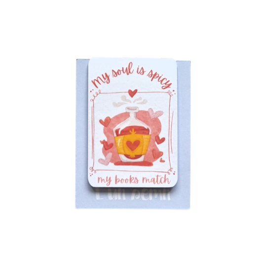 Semn de carte magnetic amuzant pentru fanii de cărți spicy cu mesajul "My Books Are Spicy, My Soul Match", cadou pentru cititori de dark romance sau ficțiune smut.