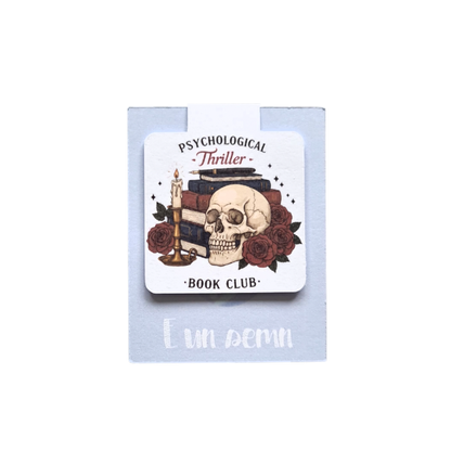 Semn de carte magnetic handmade cu ilustrație gotică și mesajul "Psychological Thriller Book Club", cadou pentru fanii de suspans și mister.