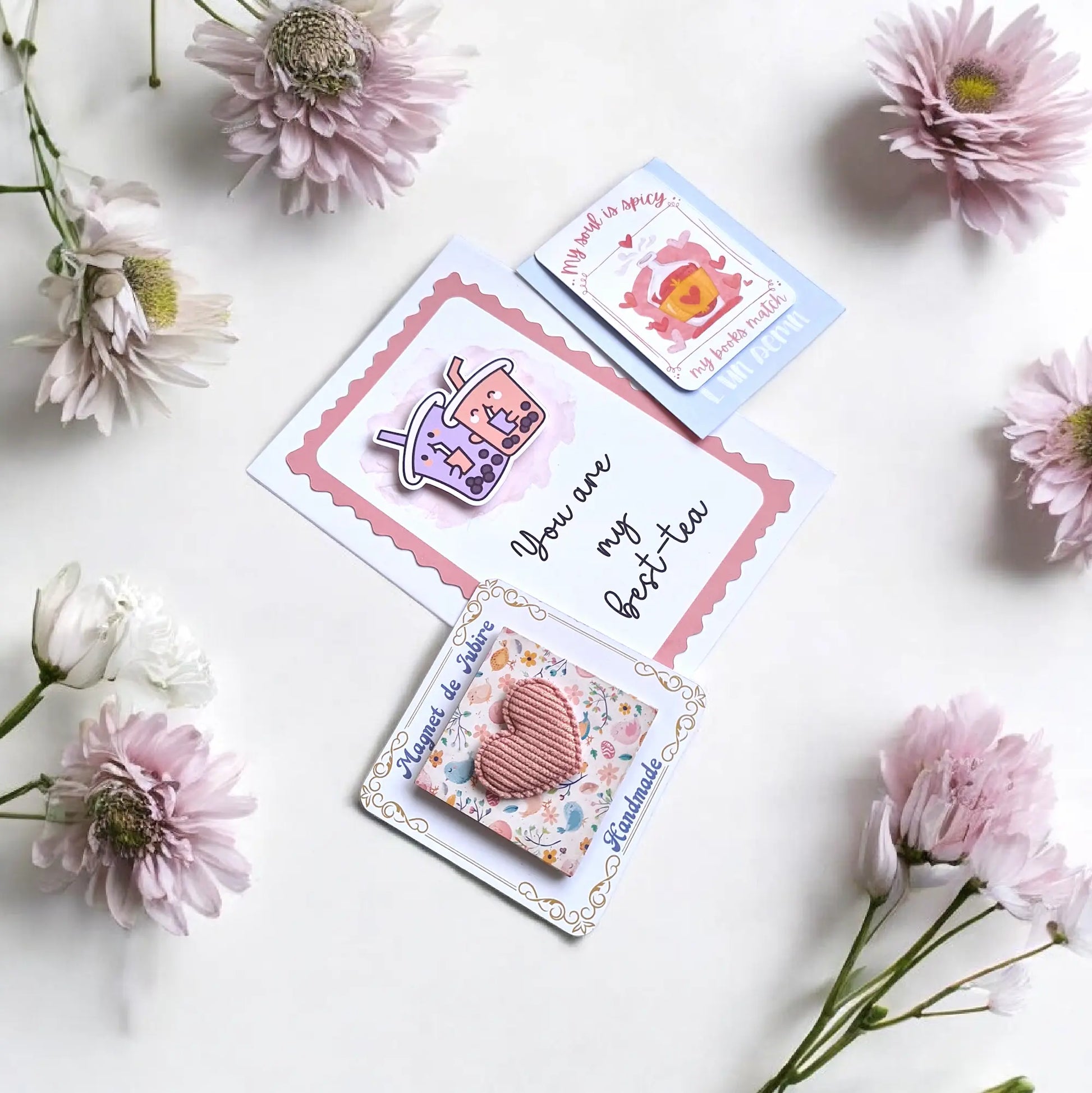 Set cadou bookish pentru prietenă cu semn de carte magnetic și mesaj în engleză