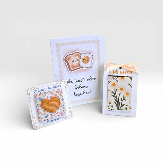 Set cadou pentru cuplu cu felicitare 3D, magnet inimă și semn de carte magnetic cu flori